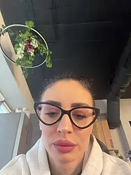 FeetVibe online show from February 25, 6:34 am