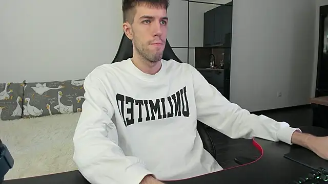 White Dylan online show from February 13, 12:23 pm