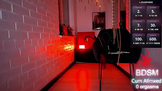 Snapshot of Sandralawrence chatting on November 19, 9:37 pm Sandralawrence online show from November 19, 9:37 pm