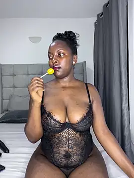 Snapshot of prettiepearl chatting on October 2, 9:22 pm prettiepearl online show from October 2, 9:22 pm