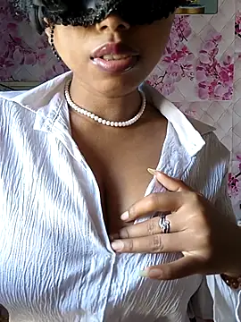 sandy naughty online show from March 5, 3:57 am