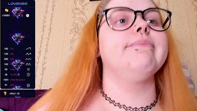 Snapshot of Crow_Diam0nd chatting on February 14, 3:14 am Crow Diam0nd online show from February 14, 3:14 am