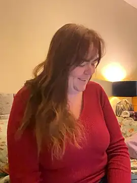 curvy-milf-abbie online show from December 4, 9:29 am