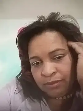 Snapshot of _violetta_- chatting on February 19, 1:51 am violetta - online show from February 19, 1:51 am