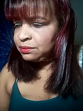 Snapshot of _violetta_- chatting on February 23, 2:57 pm violetta - online show from February 23, 2:57 pm