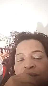 Snapshot of _violetta_- chatting on February 24, 10:58 pm violetta - online show from February 24, 10:58 pm