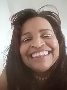 Snapshot of _violetta_- chatting on February 28, 3:15 am violetta - online show from February 28, 3:15 am