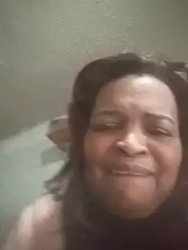 Snapshot of _violetta_- chatting on March 3, 8:11 pm violetta - online show from March 3, 8:11 pm