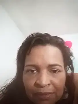 Snapshot of _violetta_- chatting on March 3, 11:24 pm violetta - online show from March 3, 11:24 pm