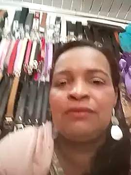 Snapshot of _violetta_- chatting on March 5, 3:29 pm violetta - online show from March 5, 3:29 pm