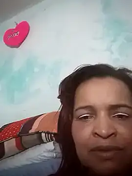 Snapshot of _violetta_- chatting on March 5, 6:34 pm violetta - online show from March 5, 6:34 pm