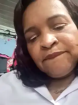 Snapshot of _violetta_- chatting on March 15, 11:28 pm violetta - online show from March 15, 11:28 pm