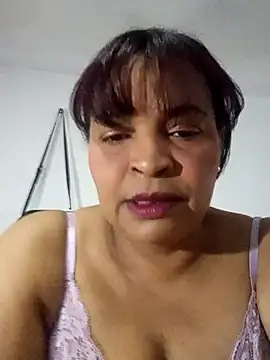 Snapshot of _violetta_- chatting on September 18, 1:02 pm violetta - online show from September 18, 1:02 pm