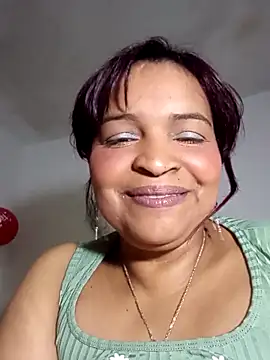 Snapshot of _violetta_- chatting on September 20, 2:07 pm violetta - online show from September 20, 2:07 pm