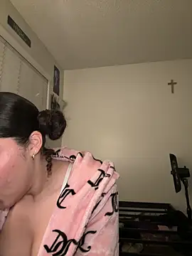 ladylavish online show from December 15, 11:23 am