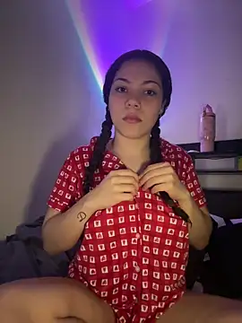 ladylavish online show from March 13, 7:15 am