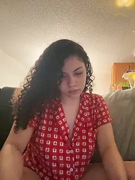 Snapshot of ladylavish chatting on April 7, 8:15 am ladylavish online show from April 7, 8:15 am