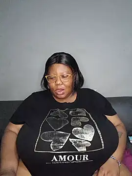 DAIRYBELLELIZxx online show from July 26, 3:25 am