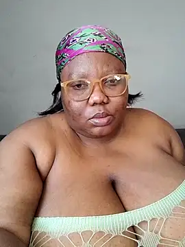 DAIRYBELLELIZxx online show from August 2, 2:04 pm