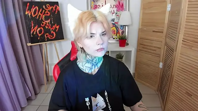 Snapshot of mekurisu chatting on December 3, 8:23 am mekurisu online show from December 3, 8:23 am