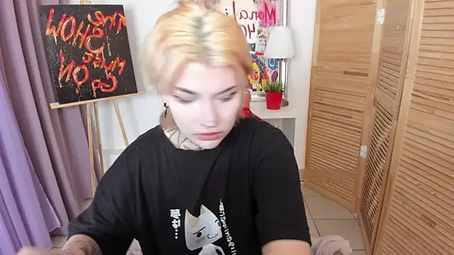 Snapshot of mekurisu chatting on December 4, 3:05 am mekurisu online show from December 4, 3:05 am