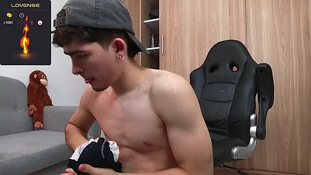 zenn rush1 online show from December 17, 2:22 pm