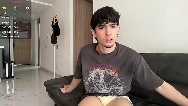 zenn rush1 online show from September 13, 1:33 pm