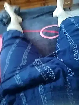 Snapshot of momoh chatting on April 5, 1:19 pm momoh online show from April 5, 1:19 pm