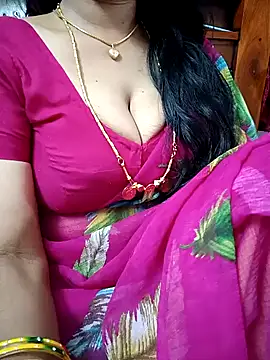 Snapshot of amala_ss chatting on January 26, 3:36 pm amala ss online show from January 26, 3:36 pm