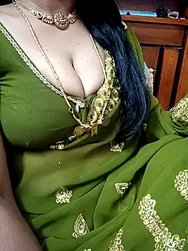 Snapshot of amala_ss chatting on February 12, 6:09 pm amala ss online show from February 12, 6:09 pm