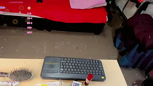 Gabyqueen70 online show from February 18, 3:13 am