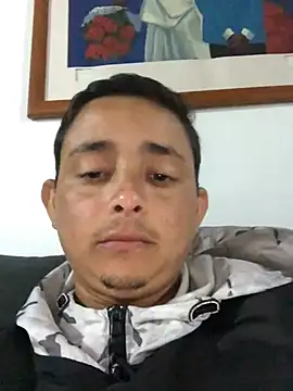 isacalejandroo online show from January 26, 2:03 am