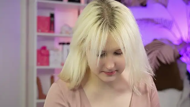 tiffannyjons online show from April 29, 6:14 pm