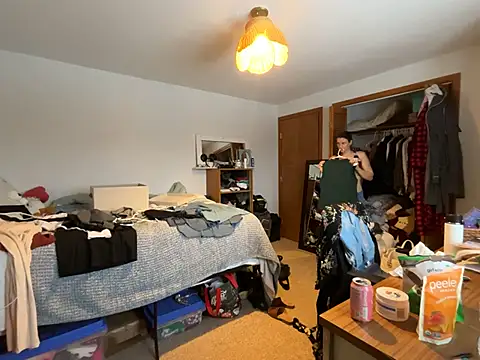 Snapshot of MissSwitch chatting on January 19, 9:45 pm MissSwitch online show from January 19, 9:45 pm