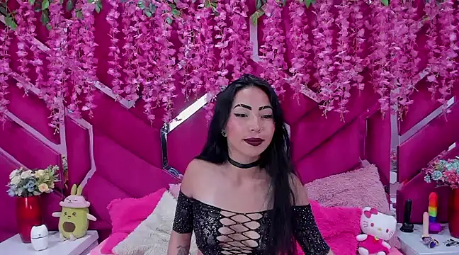 Snapshot of nathalia_pink chatting on January 8, 11:30 pm nathalia pink online show from January 8, 11:30 pm