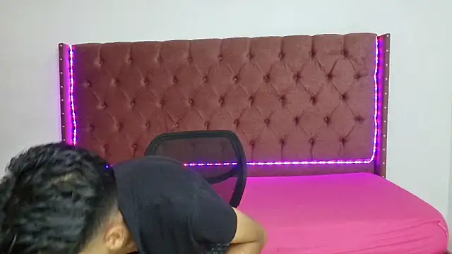 boys yourparty online show from March 20, 1:48 pm