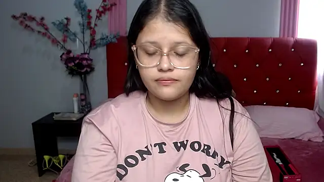 Snapshot of angel_barbie_1 chatting on July 31, 2:49 pm angel barbie 1 online show from July 31, 2:49 pm