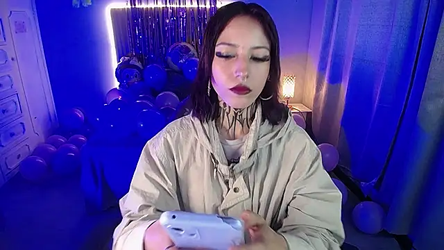 Snapshot of Scarllett_BDSM chatting on November 8, 6:02 am Scarllett BDSM online show from November 8, 6:02 am