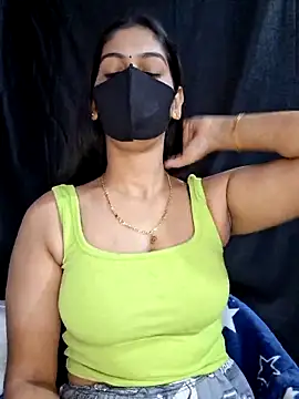 Snapshot of Garima_G chatting on December 25, 12:15 pm Garima G online show from December 25, 12:15 pm