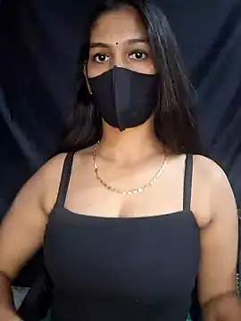 Snapshot of Garima_G chatting on January 13, 10:36 am Garima G online show from January 13, 10:36 am