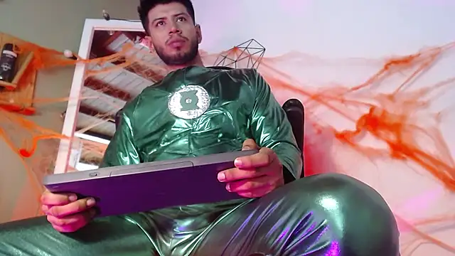 Colby brown03 online show from October 28, 7:27 pm