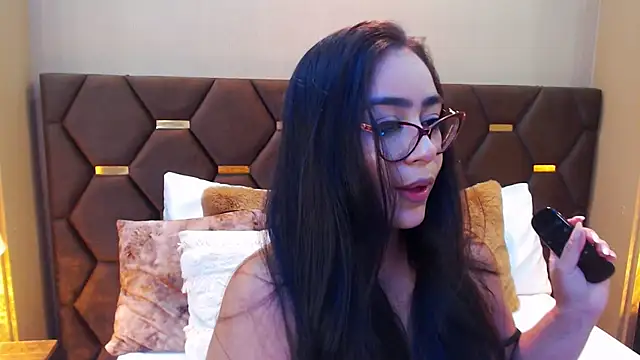 DevonPiers online show from December 16, 6:16 pm