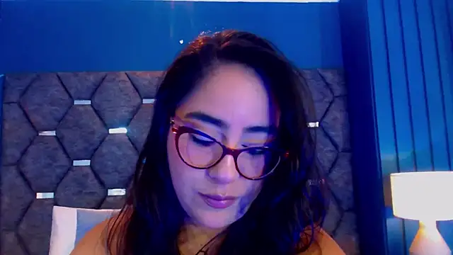 DevonPiers online show from September 15, 12:05 pm