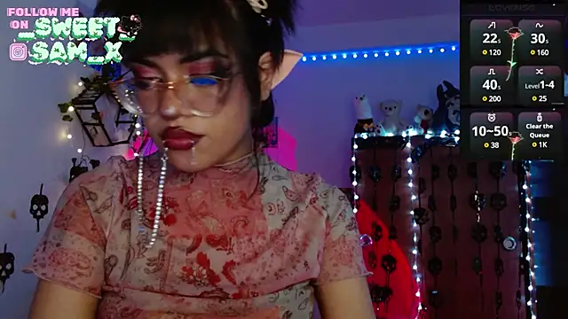 Snapshot of sweet_Samx chatting on December 23, 6:22 am sweet Samx online show from December 23, 6:22 am