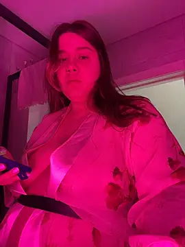 SuzieMurray online show from April 30, 8:31 am