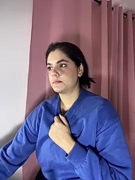 kimberlyhills1 online show from February 19, 4:36 pm