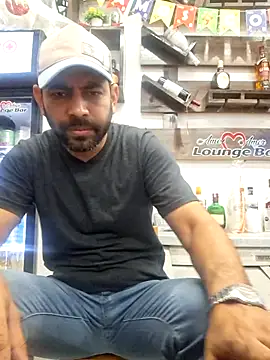 Alsaud1106 online show from August 4, 3:58 pm