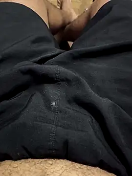 Snapshot of FABINHOSEOAU chatting on December 9, 11:13 pm FABINHOSEOAU online show from December 9, 11:13 pm