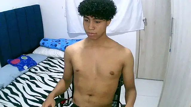 sexy diamante  online show from January 7, 2:25 am