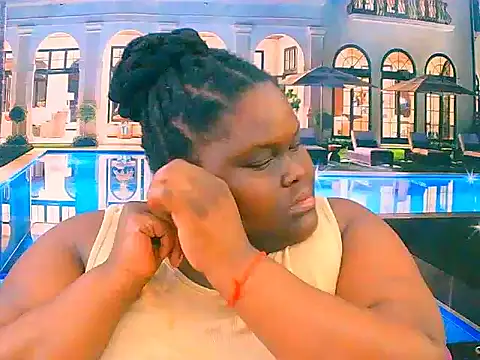 Snapshot of EbonyHotBuns chatting on November 26, 7:31 am EbonyHotBuns online show from November 26, 7:31 am